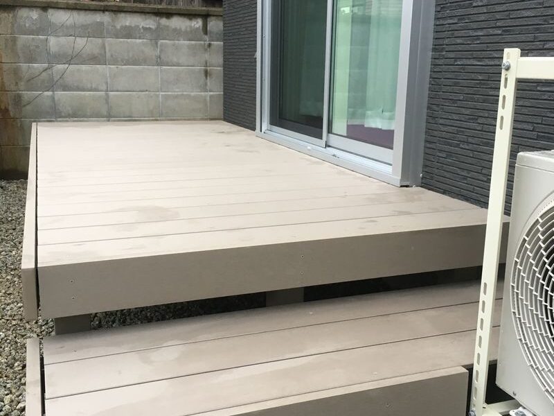 ウッドデッキ工事（１ＤＡＹ工事）完了！