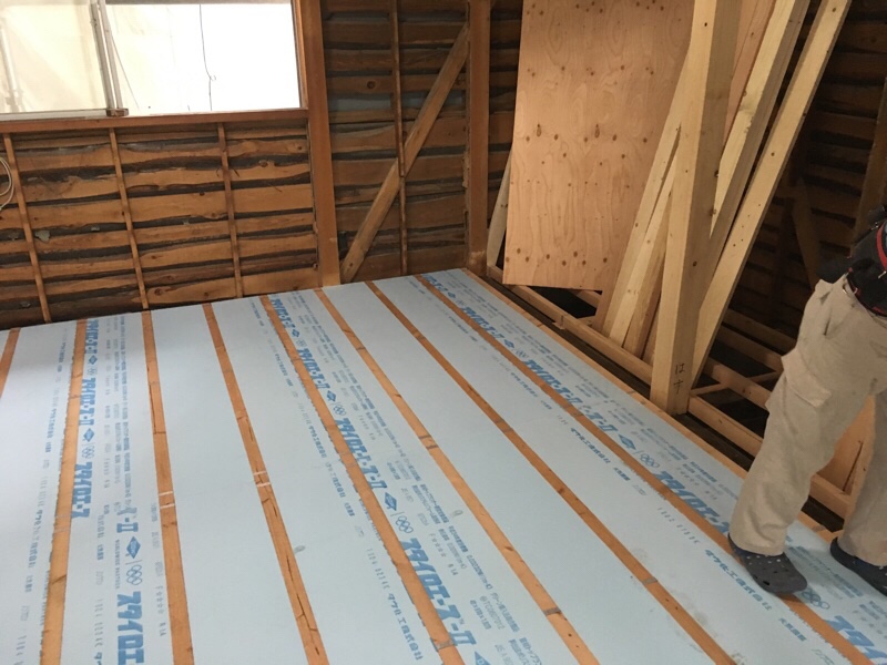 「断熱ゼロの家」の省エネリフォーム開始